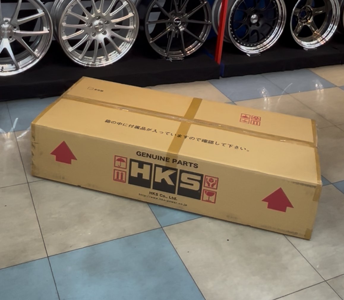HKS LEGAMAX SPORTS NDロードスターに取付 - 半田市のタイヤ交換なら